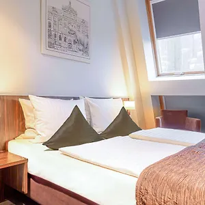 **** Otel Ramada By Wyndham Frankfurt Centre Almanya