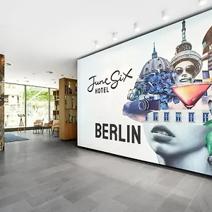 June Six West 3* Berlín